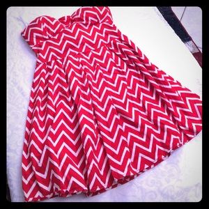 ✨RUE 21 XL Red White Cheveron Maxi Strapless Dress